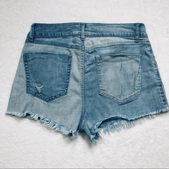 Rewash, Distressed Striped Jean Shorts, Size 29 - Picture 2 of 11